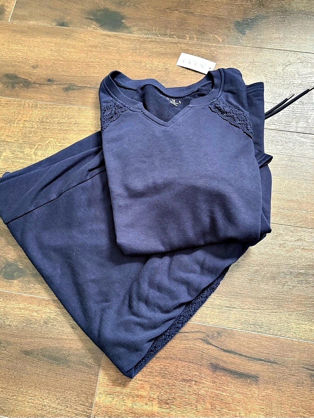 LIVI Lane Bryant Navy Lace-Trim V-Neck casual French Terry Set Size 18/20